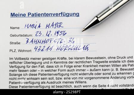 Ein Lebenswille auf Deutsch. Anweisungen für den Arzt oder das Krankenhaus im Falle einer tödlichen Erkrankung. Österreich Stockfoto