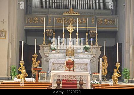 Altar der Chiesa di San Michele Visdomini in Florenz Italien Stockfoto