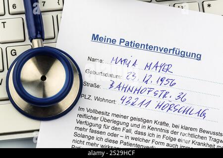 Ein Lebenswille auf Deutsch. Anweisungen für den Arzt oder das Krankenhaus im Falle einer tödlichen Erkrankung. Österreich Stockfoto