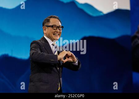 Las Vegas, USA. Januar 2025. Akio Toyoda, Chairman of the Board of Directors bei Toyota, spricht während der Toyota-Präsentation auf den CES Media Days im Mandalay Bay in Las Vegas am 6. Januar 2025. (Foto: Travis P Ball/SIPA USA) Credit: SIPA USA/Alamy Live News Stockfoto
