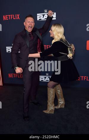 The Miz und Maryse Ouellet bei der Premiere der Wrestling Show WWE Monday Night RAW auf Netflix im Intuit Dome. Inglewood, 06.01.2025 *** The Miz and Maryse Ouellet bei der Premiere der Wrestling-Show WWE Monday Night RAW auf Netflix im Intuit Dome Inglewood, 06 01 2025 Foto:xD.xStarbuckx/xFuturexImagex RAW 5208 Stockfoto
