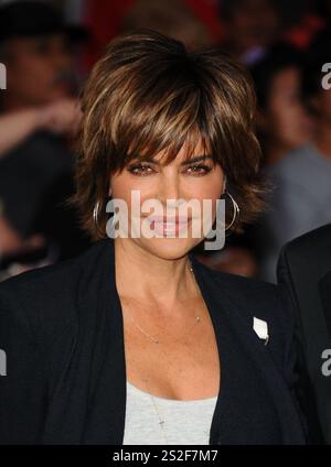 Lisa Rinna bei der Premiere von „Million Dollar Arm“ in Los Angeles im El Capitan Theatre in Hollywood, Kalifornien - 6. Mai 2014 Stockfoto