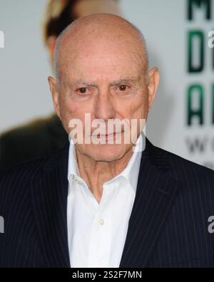 Alan Arkin bei der Premiere von „Million Dollar Arm“ in Los Angeles im El Capitan Theatre in Hollywood, Kalifornien - 6. Mai 2014 Stockfoto