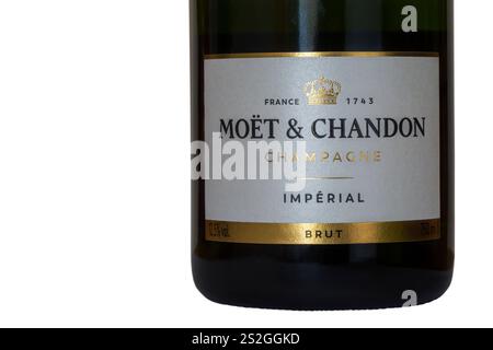 Etikett auf Flasche Moet & Chandon Champagne Imperial Set auf weißem Hintergrund - Produkt von Frankreich Französisch - Moet et Chandon, Moet und Chandon Stockfoto