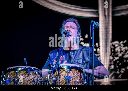 Toto trat auf der Bühne beim Lucca Summer Festival im Rahmen ihrer Europatournee auf. Stockfoto