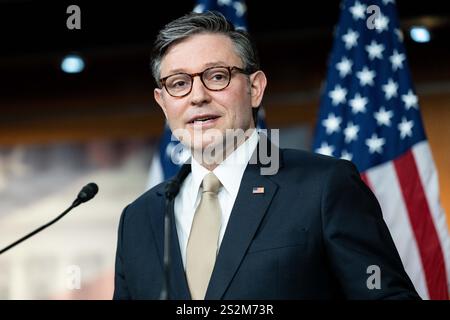 Washington, Usa. Januar 2025. House Speaker Mike Johnson (R-LA) sprach auf einer Pressekonferenz im US-Kapitol. (Foto: Michael Brochstein/SIPA USA) Credit: SIPA USA/Alamy Live News Stockfoto