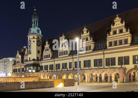 Altes Rathaus bei Nacht, Blick vom Markt, Leipzig, Sachsen, Deutschland, Europa Stockfoto