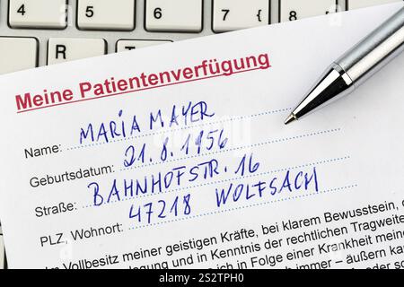 Ein Lebenswille auf Deutsch. Anweisungen für den Arzt oder das Krankenhaus im Falle einer tödlichen Erkrankung. Österreich Stockfoto