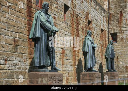 Statuen von König Wilhelm III., König Friedrich Wilhelm IV. Und Kaiser Wilhelm I. von Preußen, Burg Hohenzollern, Stammburg des preußischen Königs F. Stockfoto