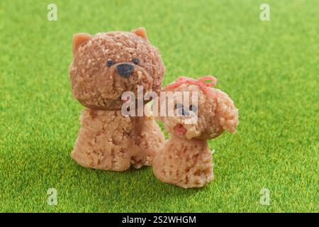 Hund aus Marzipan (Neujahrskarten) Stockfoto