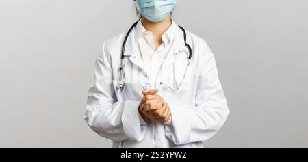 Nahaufnahme der Arzthandhaltung Stockfoto