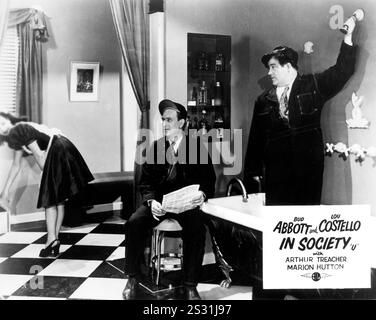 ABBOTT UND COSTELLO IN DER GESELLSCHAFT BUD ABBOTT, LOU COSTELLO Datum: 1944 Stockfoto
