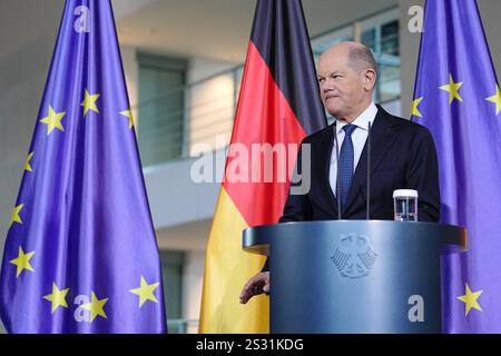 Berlin, Deutschland. Januar 2025. Bundeskanzler Olaf Scholz (SPD) gibt eine Pressemitteilung im Bundeskanzleramt ab. Quelle: Kay Nietfeld/dpa/Alamy Live News Stockfoto