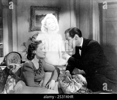 BLITHE SPIRIT CONSTANCE CUMMINGS, KAY HAMMOND, REX HARRISON Datum: 1945 Stockfoto