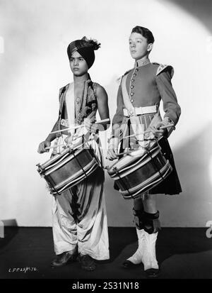 THE DRUM SABU AND DESMOND TESTER LONDON FILMS PRODUCTION Datum: 1938 Stockfoto