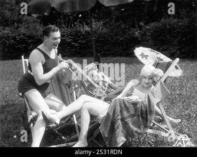 Kussen ist keine Sund Xenia Desni Datum: 1925 Stockfoto