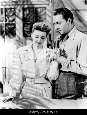 JETZT VOYAGER BETTE DAVIS UND PAUL HENREID Datum: 1942 Stockfoto