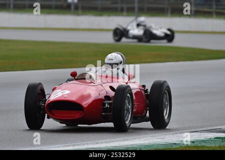 Richard Wilson, Ferrari 246 Dino, HGPCA Pre-1966 Grand Prix Cars, Historic Grand Prix Cars Association, zwei 20-minütige Rennen am Wochenende, Stockfoto