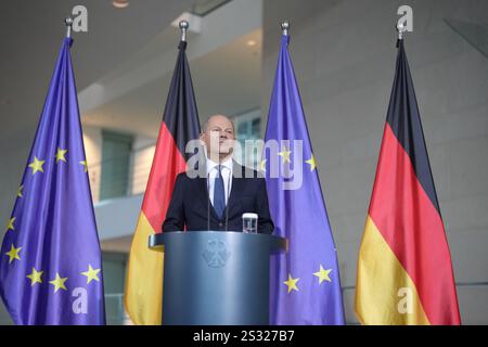 Berlin, Deutschland. Januar 2025. Bundeskanzler Olaf Scholz (SPD) gibt eine Pressemitteilung im Bundeskanzleramt ab. Quelle: Kay Nietfeld/dpa/Alamy Live News Stockfoto