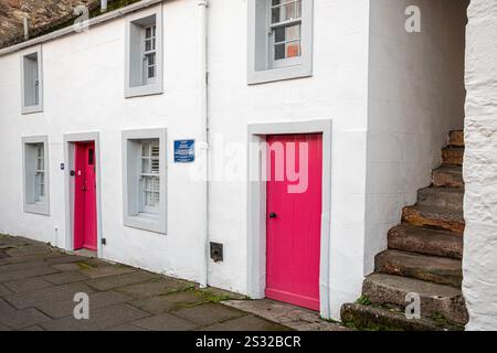 Das Haus aus dem 17. Jahrhundert an der 30 North Street in St Andrews, Fife, Schottland Großbritannien - der Geburtsschritt des berühmten Golfers Jock Hutchison im Jahr 1884 Stockfoto