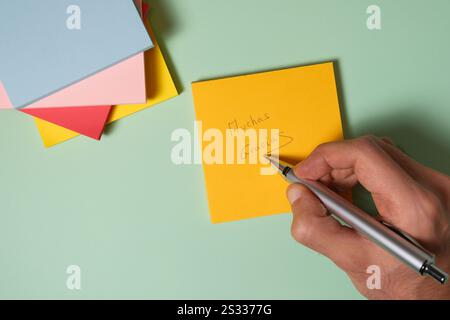 Handschrift Dankeschön auf bunten Haftnotizen Stockfoto