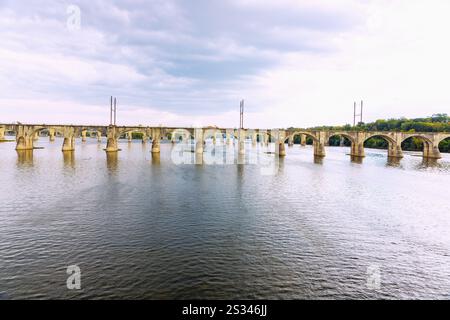 Brücken über den Susquehanna River in Harrisburg, Dauphin County, Pennsylvania, USA Stockfoto
