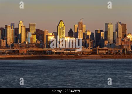 Blick auf Montreal bei Sonnenaufgang, Quebec, Kanada Stockfoto