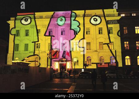 Lichterfest in Berlinn, Hotel de Rome mit Porträt von Thierry Noir Stockfoto