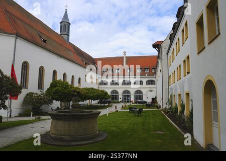 Burghof von Schloss Woerth an der Donau Stockfoto
