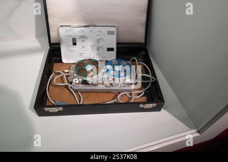 Eine Nahaufnahme eines Lügendetektors aus dem Kalten Krieg Stockfoto