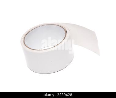 Rolle weißes Klebeband isoliert auf weiß Stockfoto