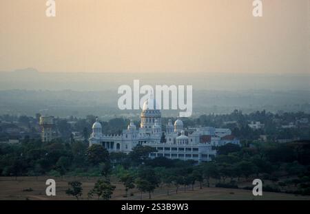Das Lalitha Maham Palace Hotel in der Stadt Mysore in der Provinz Karnataka in Indien. Indien, Mysore, März 1998. INDIEN KARNATAKA MYSORE Stockfoto