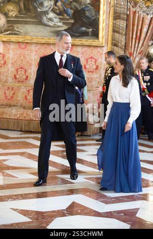 Madrid, Spanien. Januar 2025. Der spanische König Felipe VI. Und Letizia während des Empfangs für das diplomatische Korps im Königspalast am Donnerstag, den 9. Januar 2024. Quelle: CORDON PRESS/Alamy Live News Stockfoto
