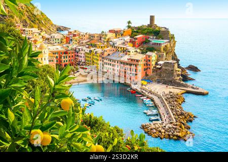 Vernazza Village, Cinque Terre Küste von Italien. La Spezia, Ligurien, Italien Stockfoto