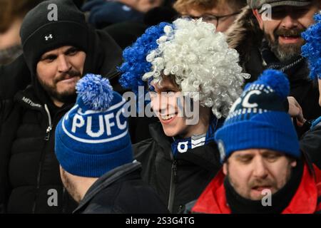 Liverpool, Großbritannien. Januar 2025. Fans von Peterborough United beim Emirates FA Cup 3. Runde Spiel Everton gegen Peterborough United im Goodison Park, Liverpool, Vereinigtes Königreich, 9. Januar 2025 (Foto: Craig Thomas/News Images) in Liverpool, Vereinigtes Königreich am 2025. (Foto: Craig Thomas/News Images/SIPA USA) Credit: SIPA USA/Alamy Live News Stockfoto