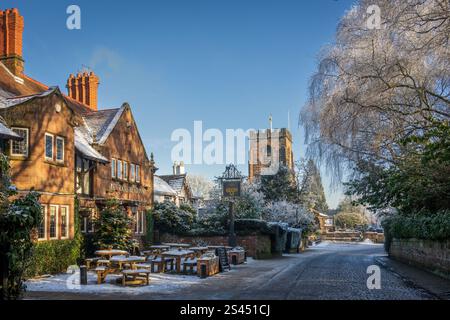 Winterliche Szene mit Schnee in Grappenhall bei Warrington. Stockfoto