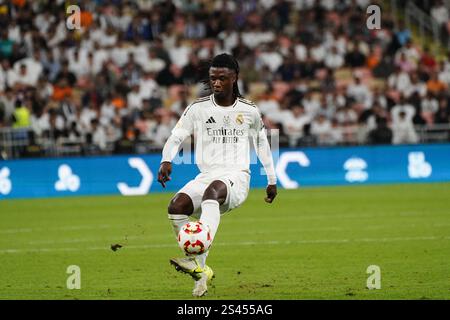 Dschidda, Saudi-Arabien. Januar 2025. Eduardo Camavinga von Real Madrid war im Halbfinale des spanischen Super Cup zwischen Real Madrid und RCD Mallorca in King Abdullah Sports City im Einsatz. Endrunde : Real Madrid 3-0 RCD Mallorca. (Foto: Ismael Adnan/SOPA Images/SIPA USA) Credit: SIPA USA/Alamy Live News Stockfoto