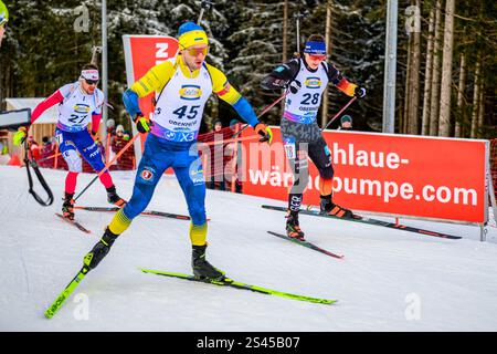 Lesiuk, Taras (UKR) #45, Strelow, Justus (GER) #28, Krcmar, Michal (CZE) #27 GER, Thüringen, BMW IBU Weltcup Biathlon Oberhof 2025, Sprint Maenner, Freitag, 10.01.2025 Foto: Eibner-Pressefoto/Martin Herbst Stockfoto