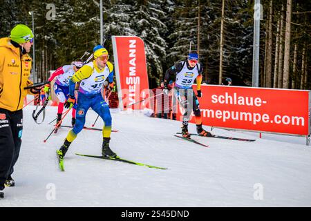 Oberhof, Deutschland. Januar 2025. Lesiuk, Taras (UKR) #45, Strelow, Justus (GER) #28, Krcmar, Michal (CZE) #27 GER, Thüringen, BMW IBU Weltcup Biathlon Oberhof 2025, Sprint Maenner, Freitag, 10.01.2025 Foto: Eibner-Pressefoto/Martin Herbst Credit: dpa/Alamy Live News Stockfoto