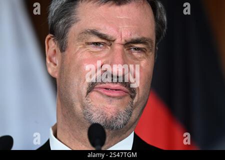München, Deutschland. Januar 2025. Der bayerische Ministerpräsident Markus Söder (CSU) spricht bei seinem Neujahrsempfang in der Münchner Residenz. Quelle: Felix Hörhager/dpa/Alamy Live News Stockfoto