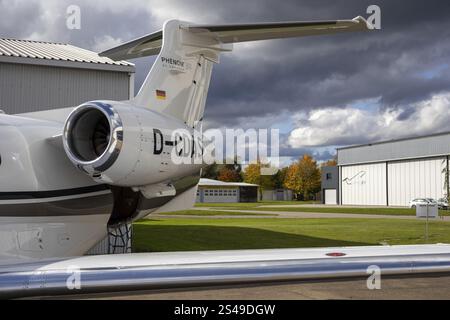 Embraer Phenom 300, Privatjet, Geschäftsjet, Luftfahrt, Luftfahrt, exklusiv, VIP Stockfoto