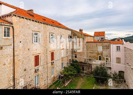Bezaubernde Steinhäuser von Dubrovnik Stockfoto