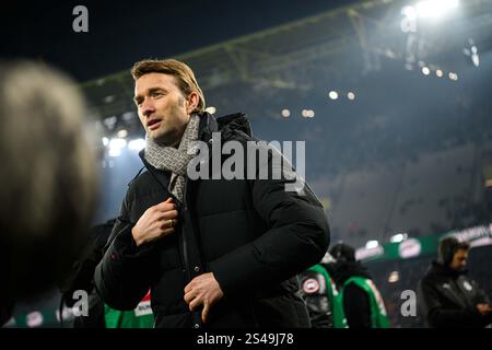 DORTMUND, DEUTSCHLAND - 10. JANUAR 2025: + - das Fußballspiel von Borussia Dortmund gegen Bayer 04 Leverkusen im Signal Iduna Park Stockfoto