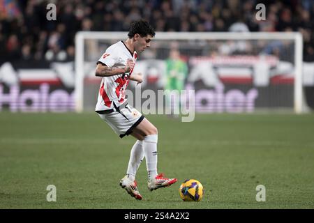 Madrid, Spanien. Januar 2025. MADRID, SPANIEN - Januar 10: Sergio Camello von Rayo Vallecano im Spiel LaLiga EA Sports 2024/25 zwischen Rayo Vallecano und Barcelona im Celta de Vigo Stadion in Madrid. (Foto: Guillermo Martinez/SIPA USA) Credit: SIPA USA/Alamy Live News Stockfoto