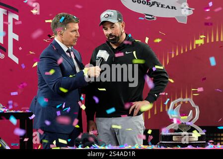 ESPN-Moderator Rece Davis interviewt Cheftrainer Ryan Day (Ohio State Buckeyes) USA, Texas Longhorns vs Ohio State Buckeyes, College Football, Cotton Bowl Classic CFP Semifinal Game, 10.01.2025 Foto: Eibner-Pressefoto/Scott Coleman Stockfoto