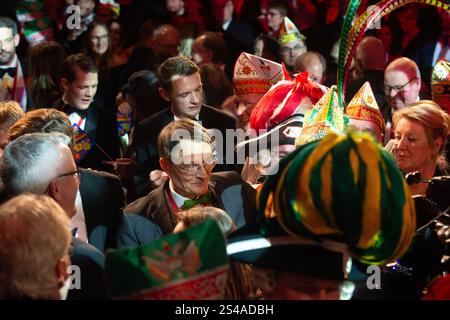 Köln, Deutschland. Januar 2025. Bundesgesundheitsminister Karl Lauterbach nimmt am 10. Januar 2025 an der traditionellen Kölner Triumviratproklamation in Köln Teil. (Foto von Ying Tang/NurPhoto)0 Credit: NurPhoto SRL/Alamy Live News Stockfoto