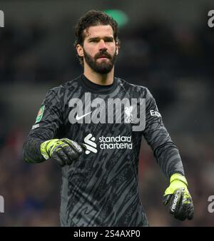 London, Großbritannien. Januar 2025. Tottenham Hotspur / Liverpool - Carabao Cup - Tottenham Stadium. Liverpool Torhüter Alisson Becker. Bildnachweis: Mark Pain / Alamy Live News Stockfoto