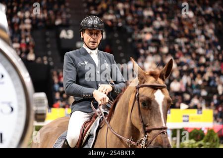 Julien Epaillard von Frankreich mit Easy Up de Grandry während des Longines Grand Prix von Basel bei den Longines CHI Classics Basel am 10. Januar 2025 in Basel (Foto von Maxime David - MXIMD Pictures) Credit: MXIMD Pictures/Alamy Live News Stockfoto