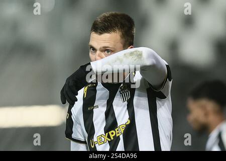 Charleroi, Belgien. Januar 2025. Charlerois Daan Heymans wurde während eines Fußballspiels zwischen Sporting Charleroi und Union Saint-Gilloise am Samstag, den 11. Januar 2025 in Charleroi, am 21. Tag der Saison 2024-2025 der ersten Liga der „Jupiler Pro League“ der belgischen Meisterschaft, dargestellt. BELGA FOTO BRUNO FAHY Credit: Belga News Agency/Alamy Live News Stockfoto