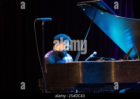 New York, USA. Januar 2025. Der virtuose Jazzpianist Amaro Freitas tritt während des NYC Winter Jazzfests 2025 auf der City Winery auf. Quelle: M. Stan Reaves/Alamy Live News Stockfoto